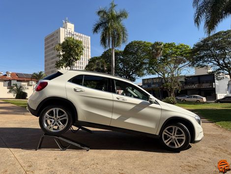 Mercedes GLA 200 Style 1.6 TB 16V/Flex Aut.
