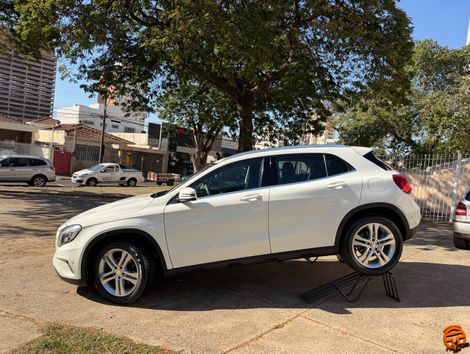 Mercedes GLA 200 Style 1.6 TB 16V/Flex Aut.