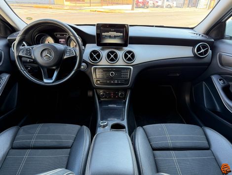 Mercedes GLA 200 Style 1.6 TB 16V/Flex Aut.