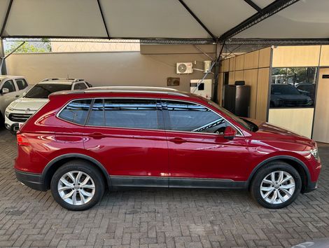 VolksWagen TIGUAN Allspac Comf 250 TSI 1.4 Flex