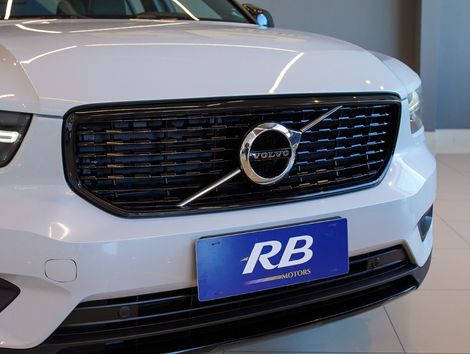 Volvo XC 40 T-5 R-DESIGN 2.0 252cv AWD