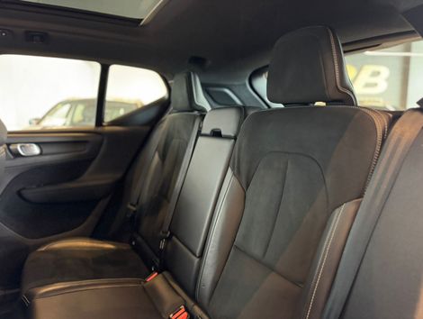 Volvo XC 40 T-5 R-DESIGN 2.0 252cv AWD