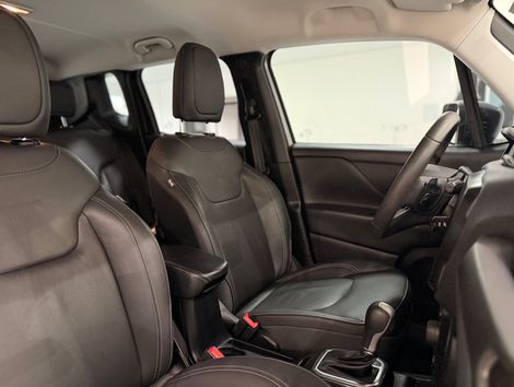 Jeep Renegade Long. T270 1.3 TB 4x2 Flex Aut.