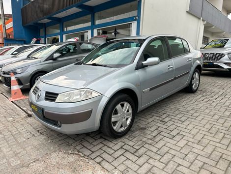 Renault Megane Sedan Dynamique Hi-Flex 1.6 16V