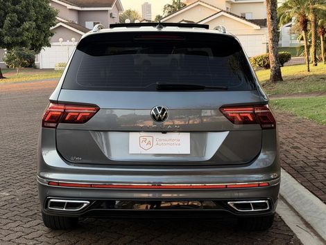 VolksWagen TIGUAN Allspac R-Line 300 TSI 2.0 