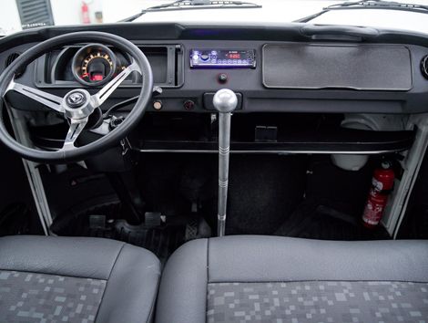 VolksWagen Kombi Lotação 1.4 Mi Total Flex 8V