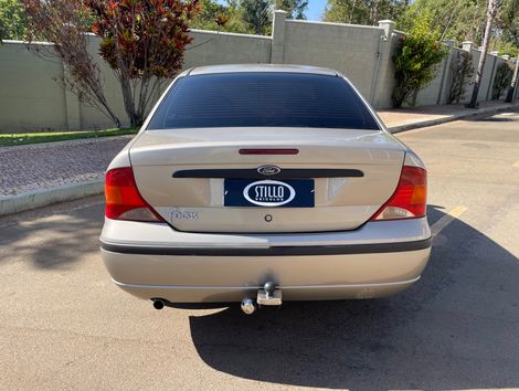 Ford Focus Sedan 1.6/1.6 Flex 8V/16V 4p Mec.