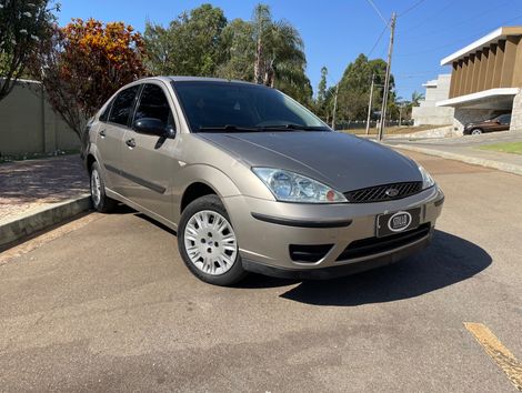 Ford Focus Sedan 1.6/1.6 Flex 8V/16V 4p Mec.