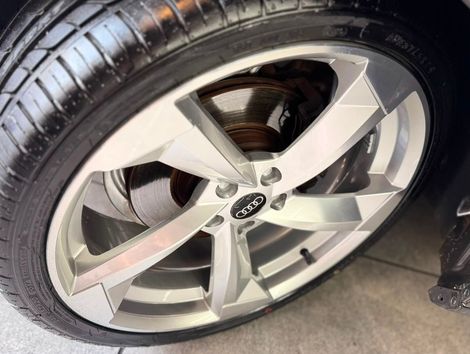 Audi A4 Launch Edition 2.0 TFSI 190cv S troni