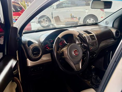 Fiat Grand Siena ESSENCE 1.6 Flex 16V