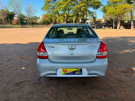 Toyota ETIOS X Sedan 1.5 Flex 16V 4p Mec.