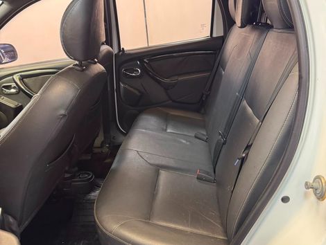 Renault DUSTER OROCH Dyna. 2.0 Flex 16V Aut.