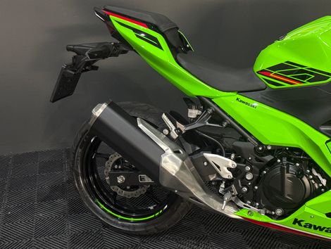 KAWASAKI NINJA 400
