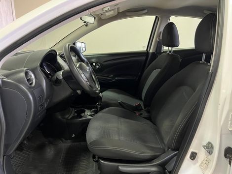 Nissan VERSA SV 1.6 16V Flex Fuel 4p Mec.
