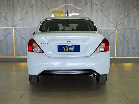 Nissan VERSA SV 1.6 16V Flex Fuel 4p Mec.