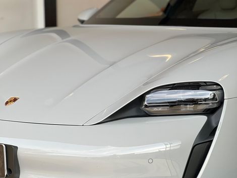 Porsche Taycan 4S (Elétrico)