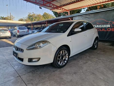 Fiat Bravo ESSENCE 1.8 Flex 16V 5p