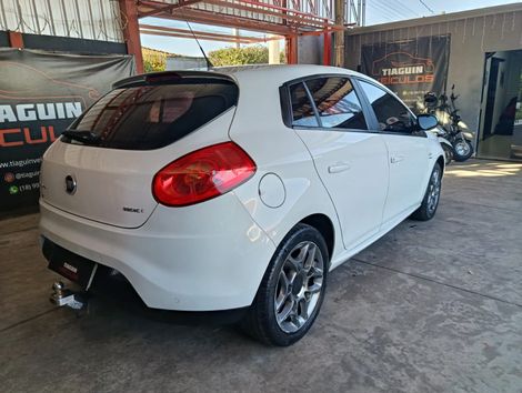 Fiat Bravo ESSENCE 1.8 Flex 16V 5p