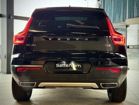 Volvo Volvo XC40 T4 Transcript