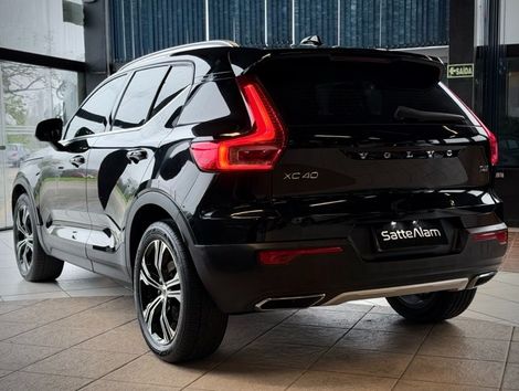 Volvo Volvo XC40 T4 Transcript