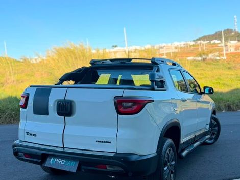 Fiat Toro Freedom 1.8 16V Flex Aut.