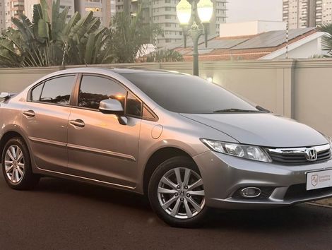 Honda Civic Sedan LXS 1.8/1.8 Flex 16V Mec. 4p