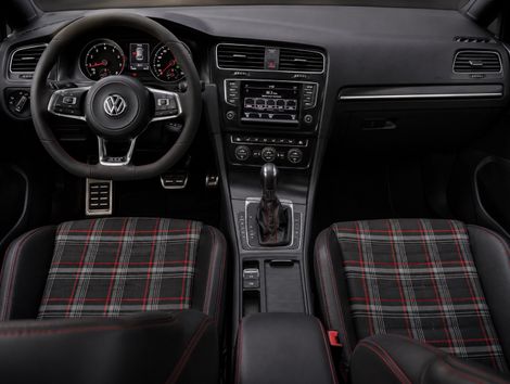 VolksWagen Golf GTi 2.0 TSI 220cv Aut.