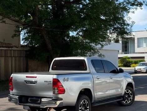 Toyota Hilux CD SRV 4x4 2.8 TDI Diesel Aut.