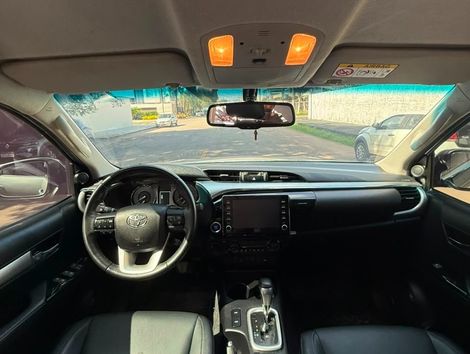 Toyota Hilux CD SRV 4x4 2.8 TDI Diesel Aut.
