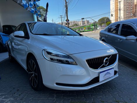 Volvo V40 T-4 MOMENTUM 2.0 Aut.