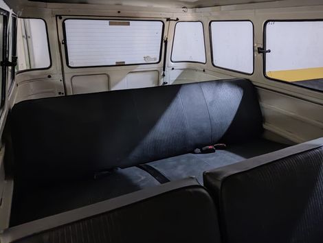 VolksWagen Kombi Standard/ Luxo/ Série Prata
