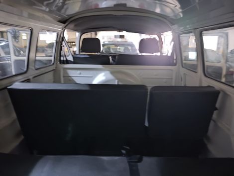 VolksWagen Kombi Standard/ Luxo/ Série Prata