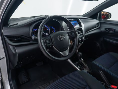 Toyota YARIS XL Live 1.3 Flex 16V 5p Aut.