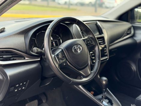 Toyota YARIS XS Sedan 1.5 Flex 16V 4p Aut.