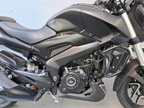 BAJAJ DOMINAR 400 