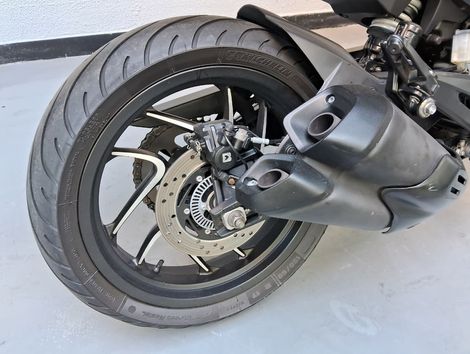 BAJAJ DOMINAR 400 