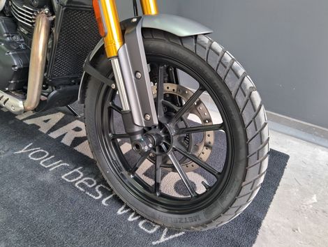 TRIUMPH SCRAMBLER 400 X