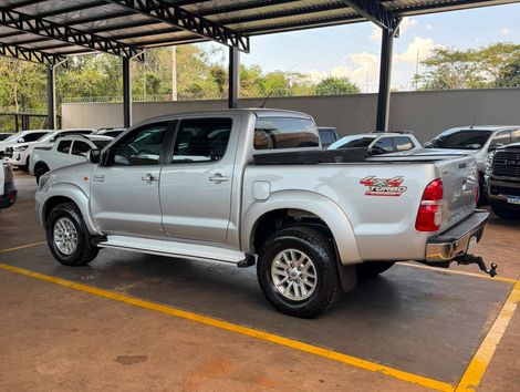 Toyota Hilux CD SR D4-D 4x4 3.0  TDI Dies.