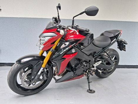 SUZUKI GSX-S 1000