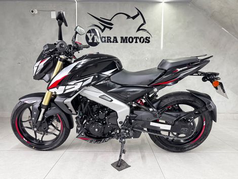 BAJAJ DOMINAR NS400Z