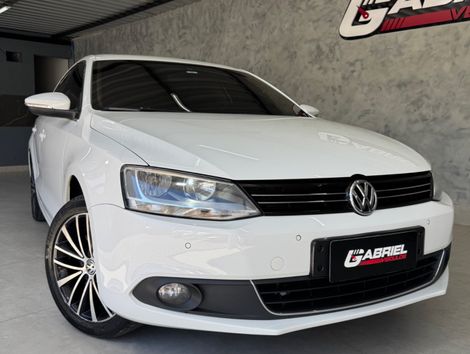 VolksWagen JETTA Highline 2.0 TSI 16V 4p Tiptronic