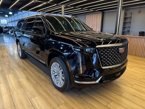 Cadillac LUXURY