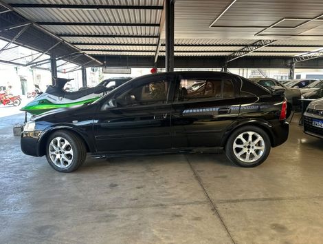 Chevrolet Astra Advant. 2.0 MPFI 8V FlexP. 5p Aut.