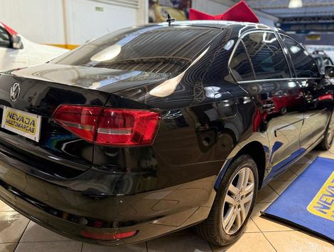 VolksWagen JETTA Comfortline 2.0 T.Flex 8V 4p Tipt.
