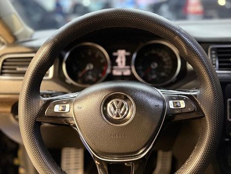 VolksWagen JETTA Comfortline 2.0 T.Flex 8V 4p Tipt.