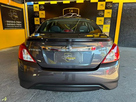 Nissan VERSA SL 1.6 16V FlexStart 4p Aut.