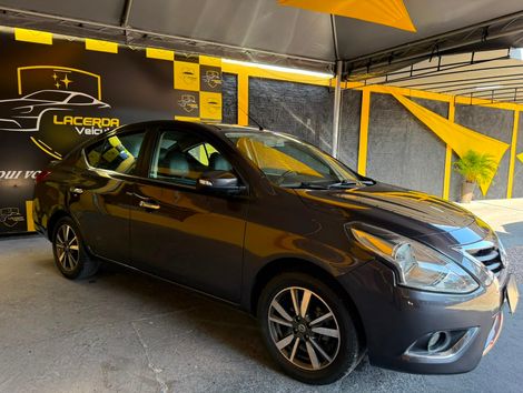 Nissan VERSA SL 1.6 16V FlexStart 4p Aut.