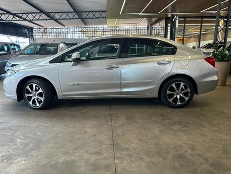 Honda Civic Sedan EXS 1.8/1.8 Flex 16V Aut. 4p