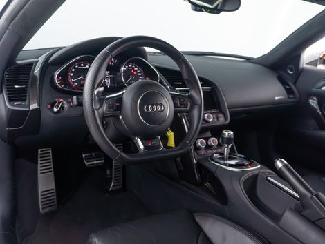 Audi R8 5.2 V10 Quattro R-tronic/S-tronic