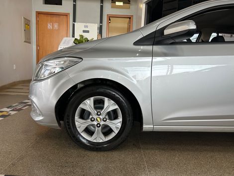 Chevrolet ONIX HATCH Joy 1.0 8V Flex 5p Mec.
